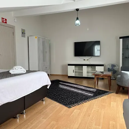 Manzarali Ev Teras * Ürgüp